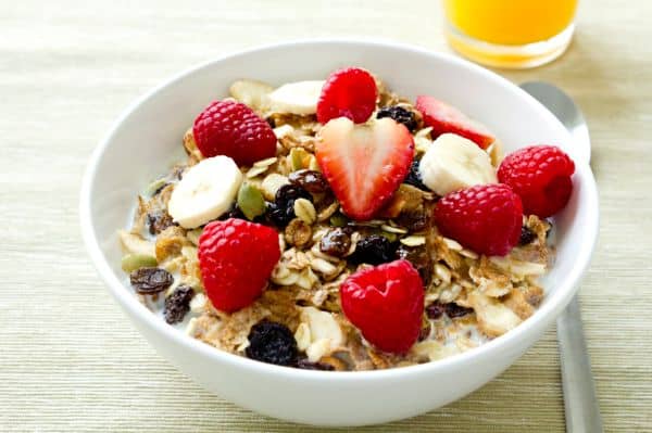 Healthy Breakfast Ideas: Lots Of Fruits And Grains